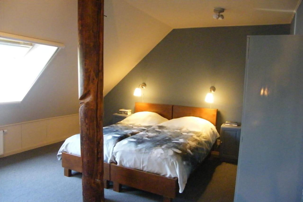Bed and Breakfast Bij Ons Op 20 Nijeveen Esterno foto